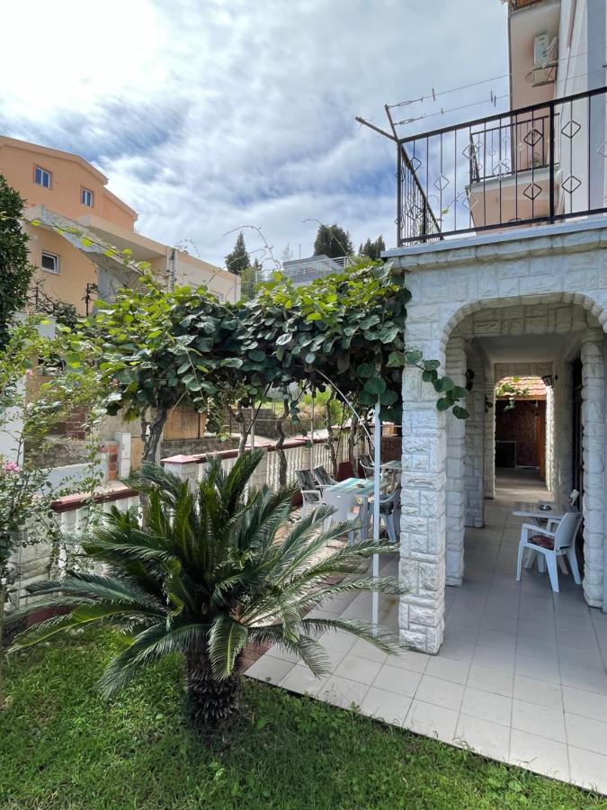 Guest House Aldin Ulcinj Exterior foto