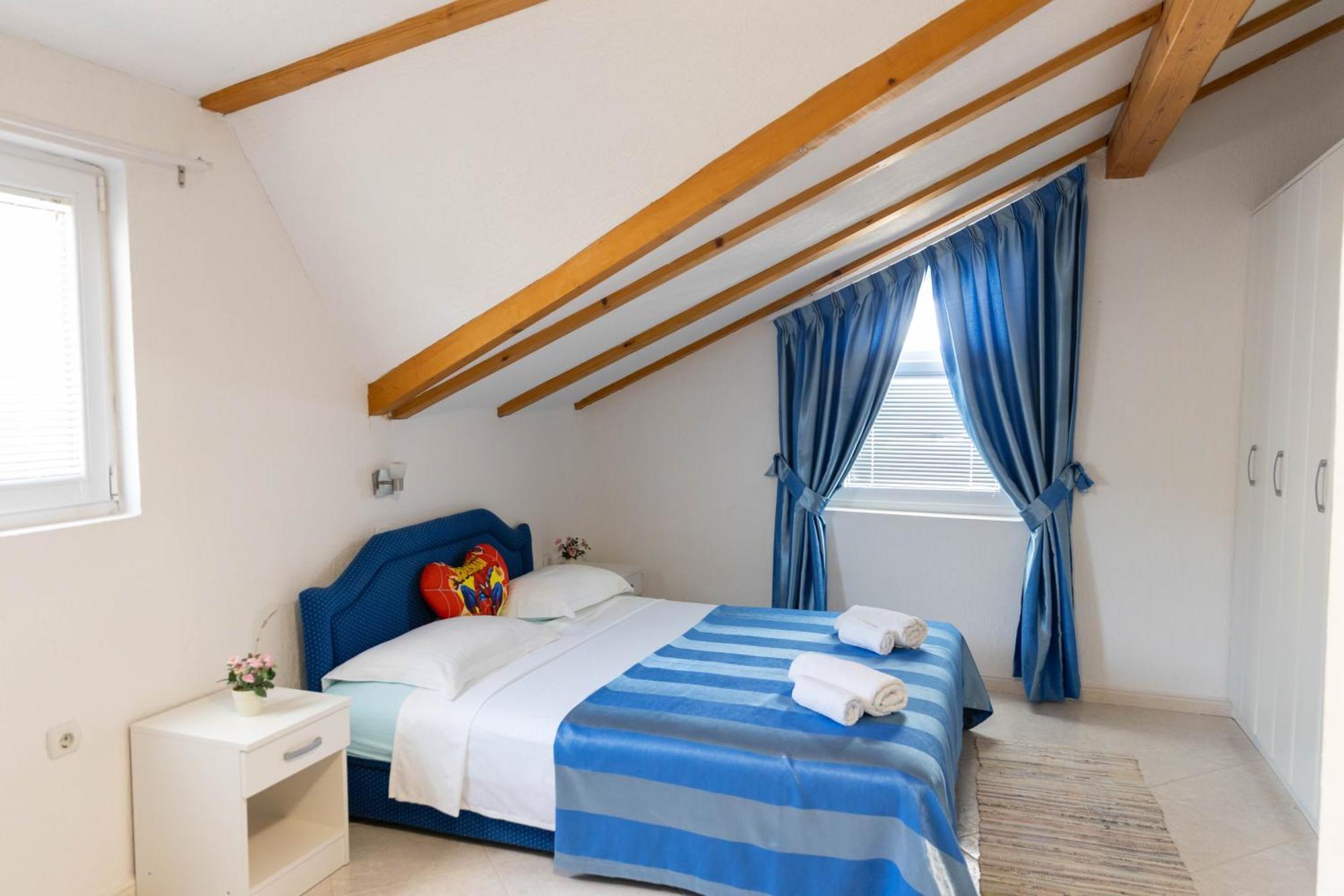 Guest House Aldin Ulcinj Exterior foto