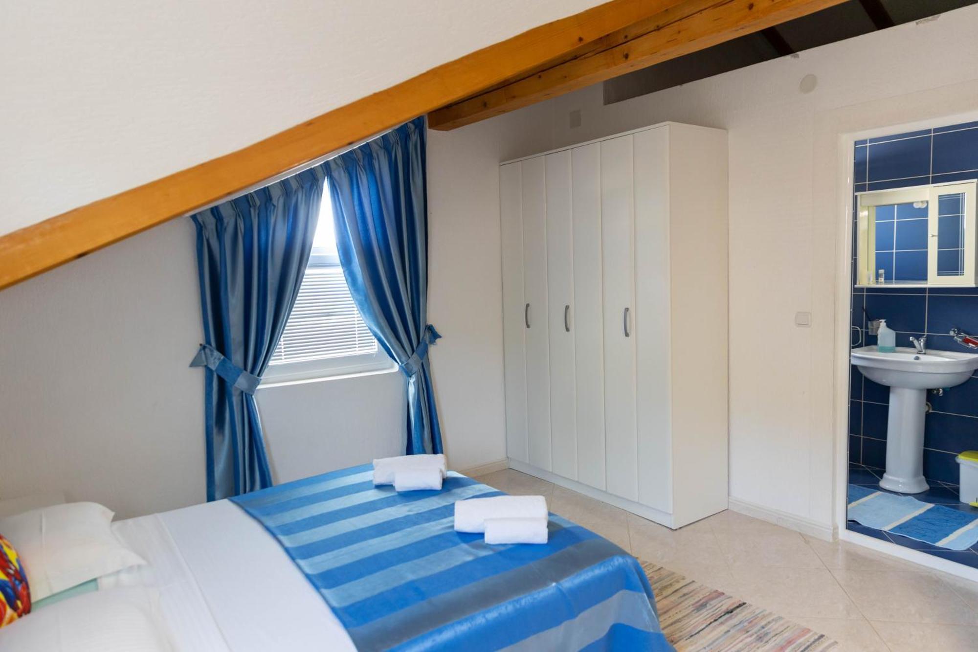 Guest House Aldin Ulcinj Exterior foto