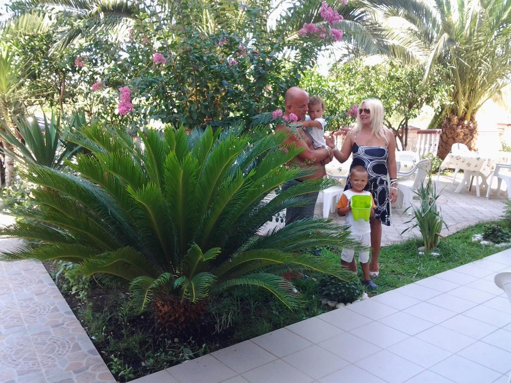 Guest House Aldin Ulcinj Exterior foto