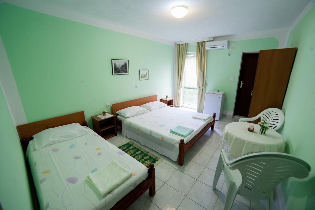 Guest House Aldin Ulcinj Exterior foto