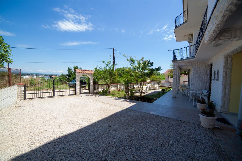 Guest House Aldin Ulcinj Exterior foto