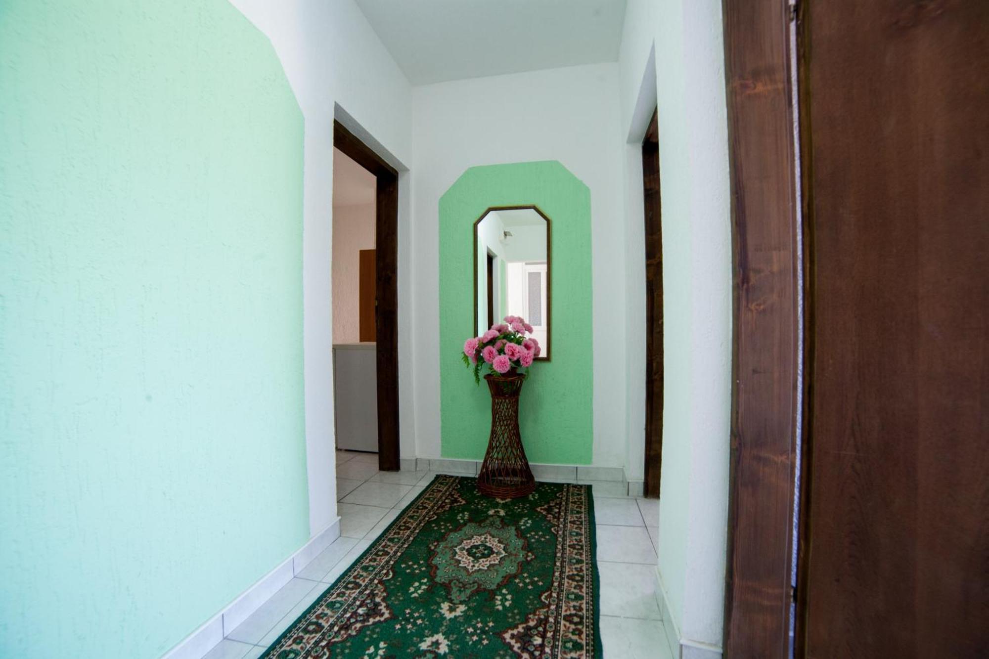 Guest House Aldin Ulcinj Exterior foto